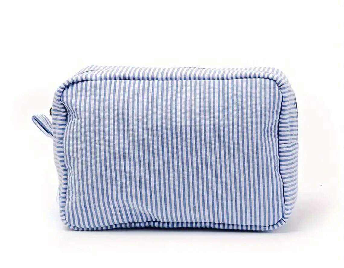 Seersucker best sale cosmetic bag